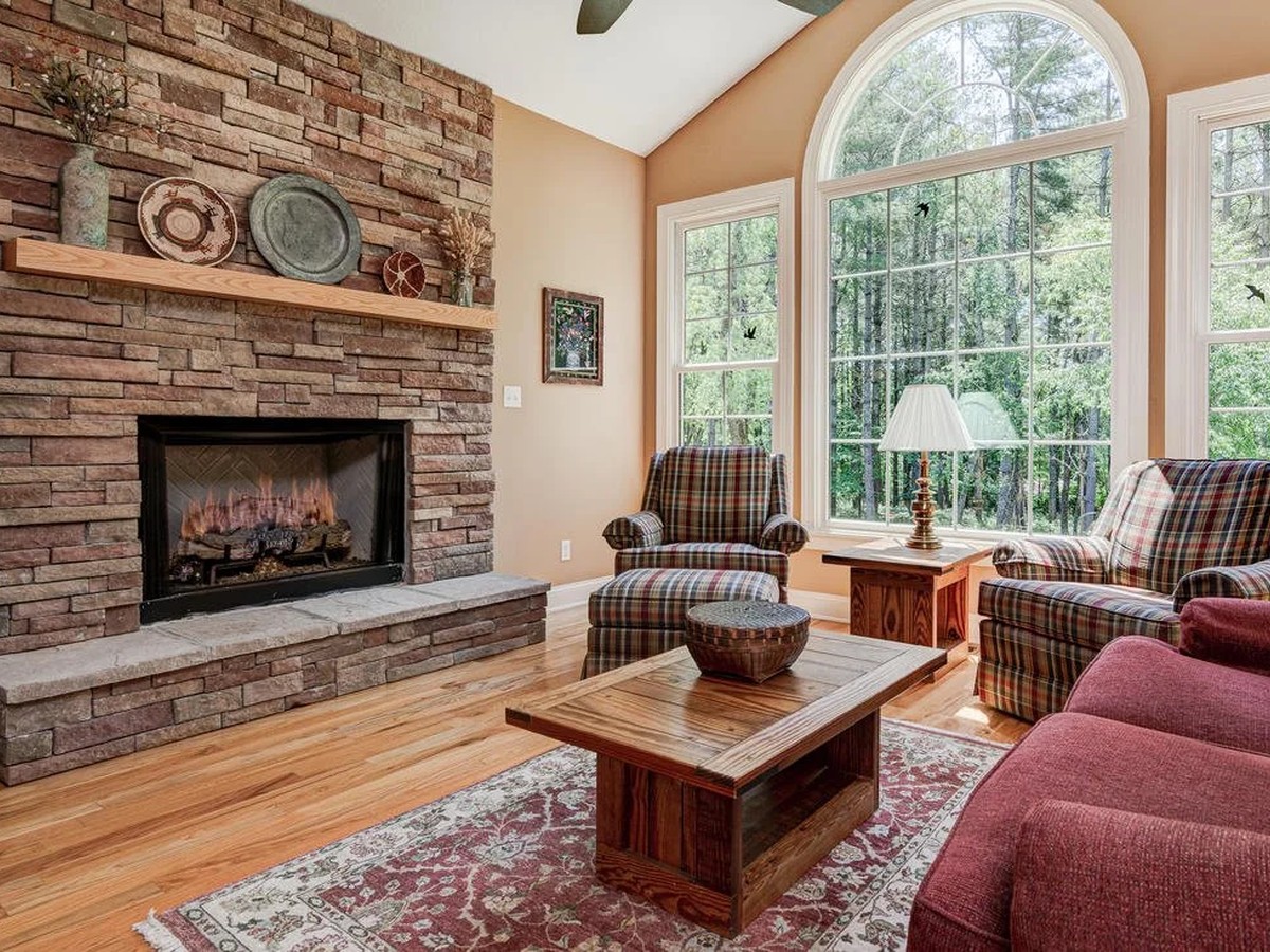 How to Shop for Home Staging and Redesign Services Without Wasting Money